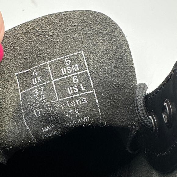 DR. MARTENS 101 6-Eye Combat Boot Black Leather Sz 6 - Picture 7 of 7